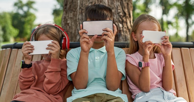 Время использования гаджетов в школе и дома